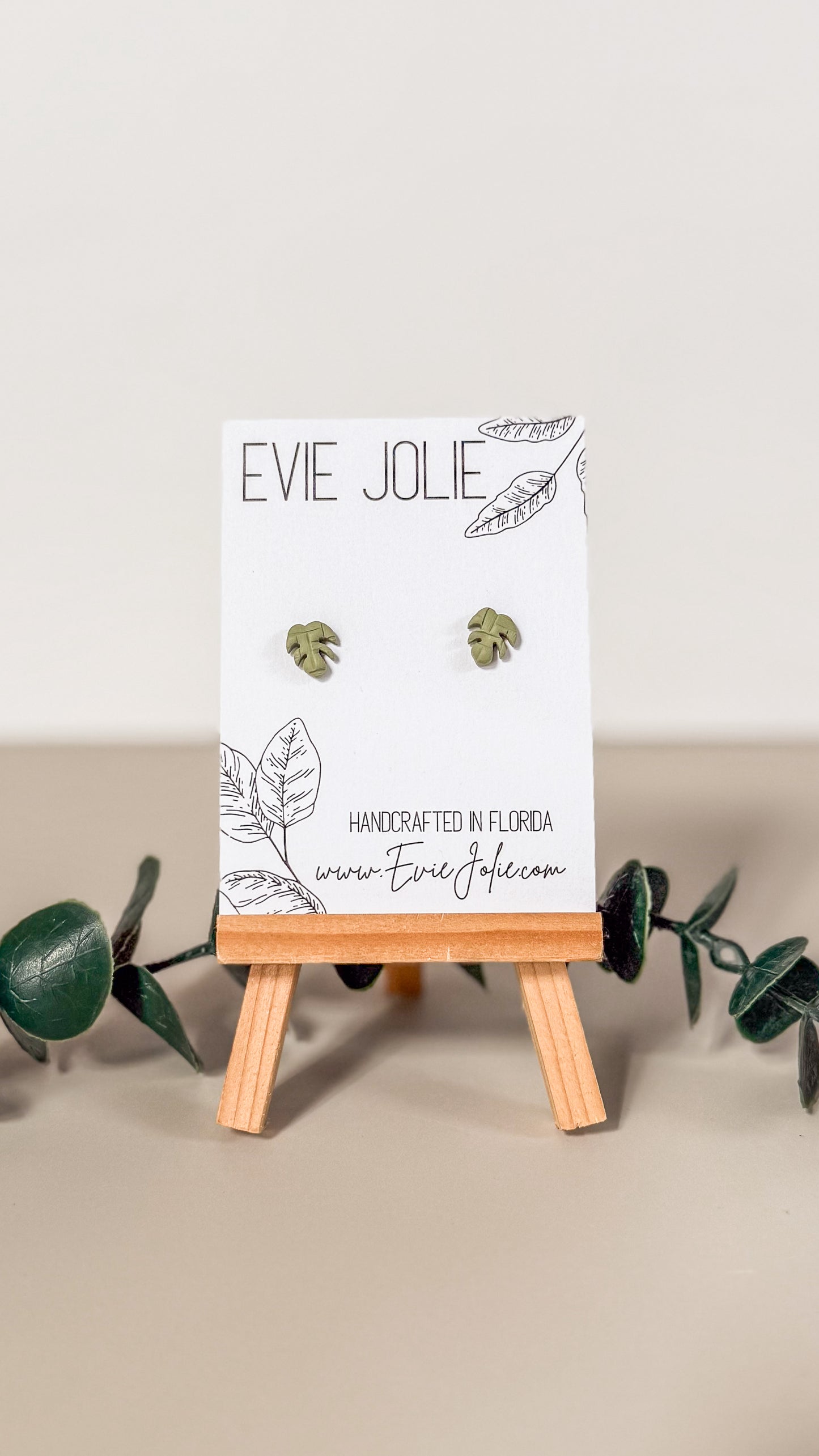 Monstera Leaf | Stud