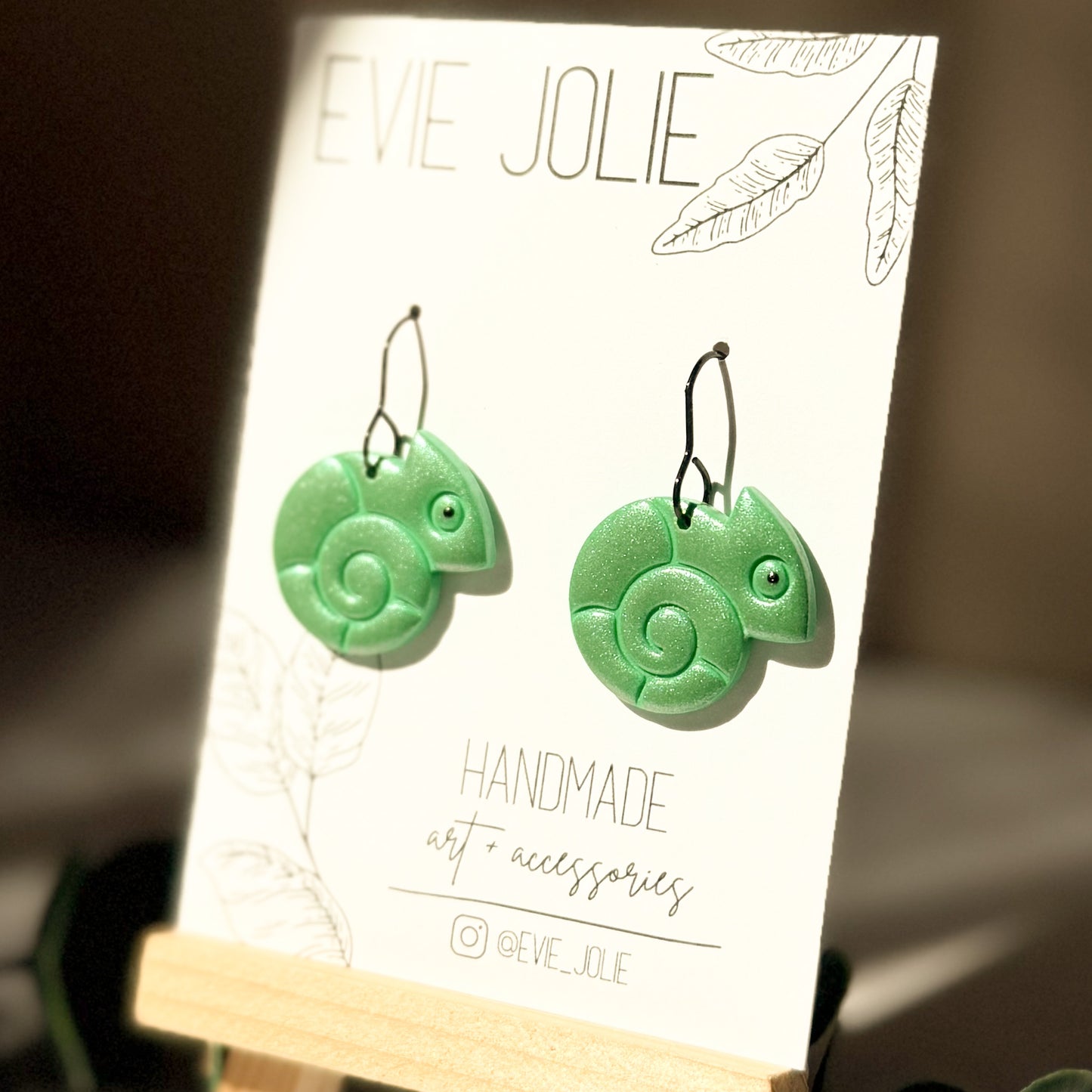 One in a Chameleon | Dangles