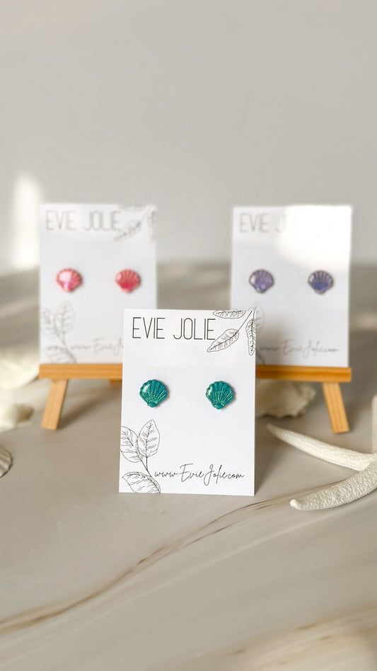 Shimmer Shell Studs