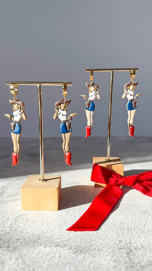All-American Cowgirls | Dangle