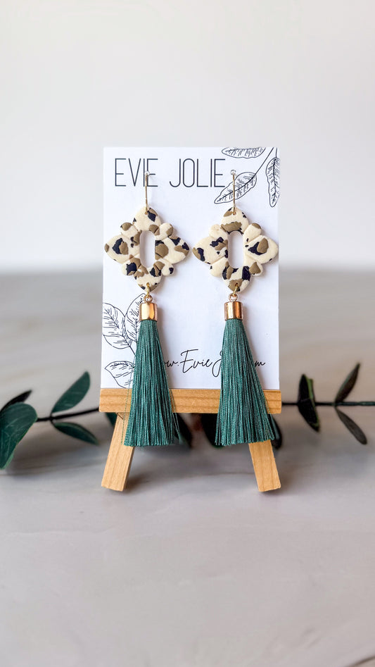 Willa Tassel | Jags | Dangles