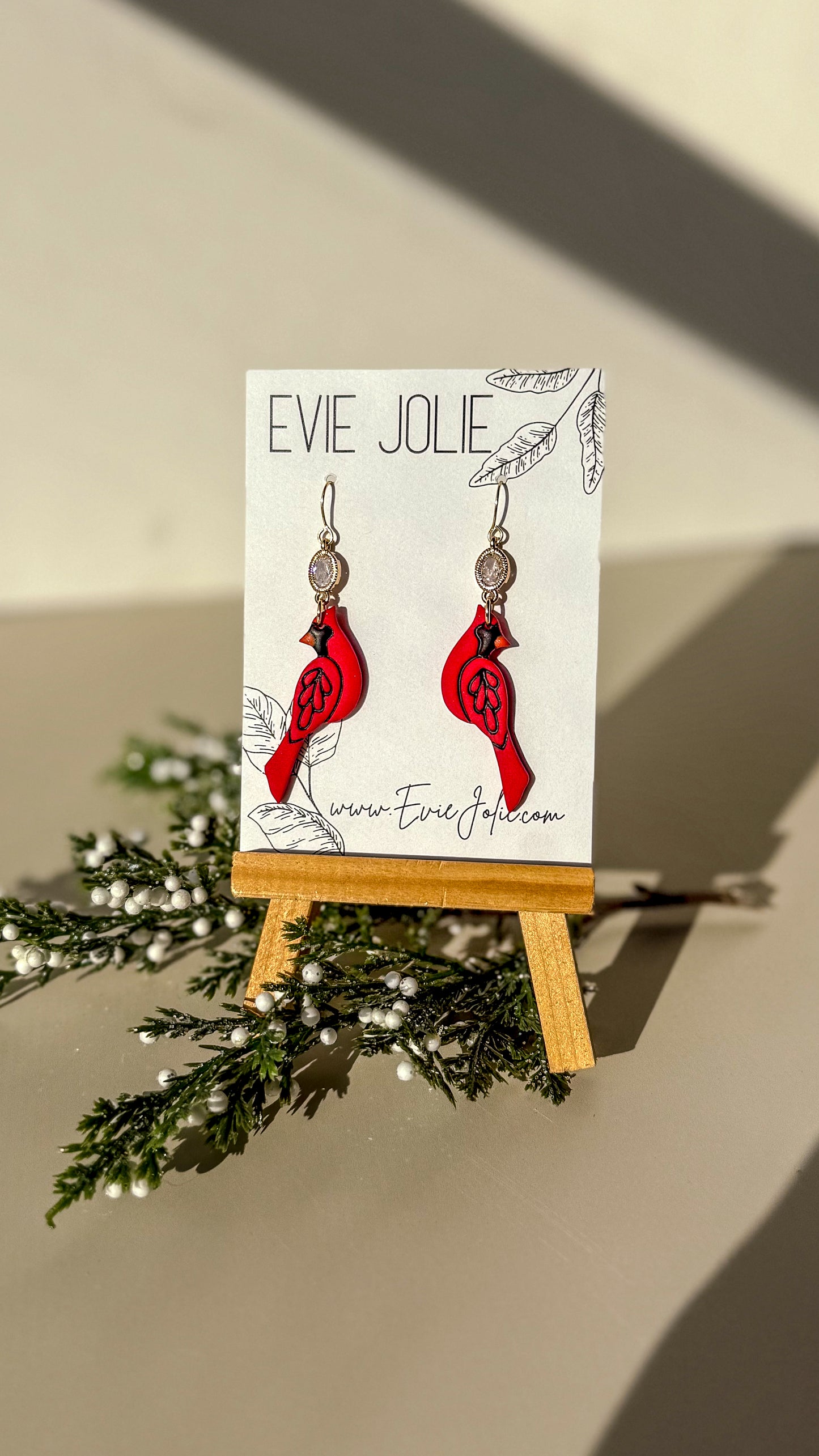 Elegant Cardinal | Dangles