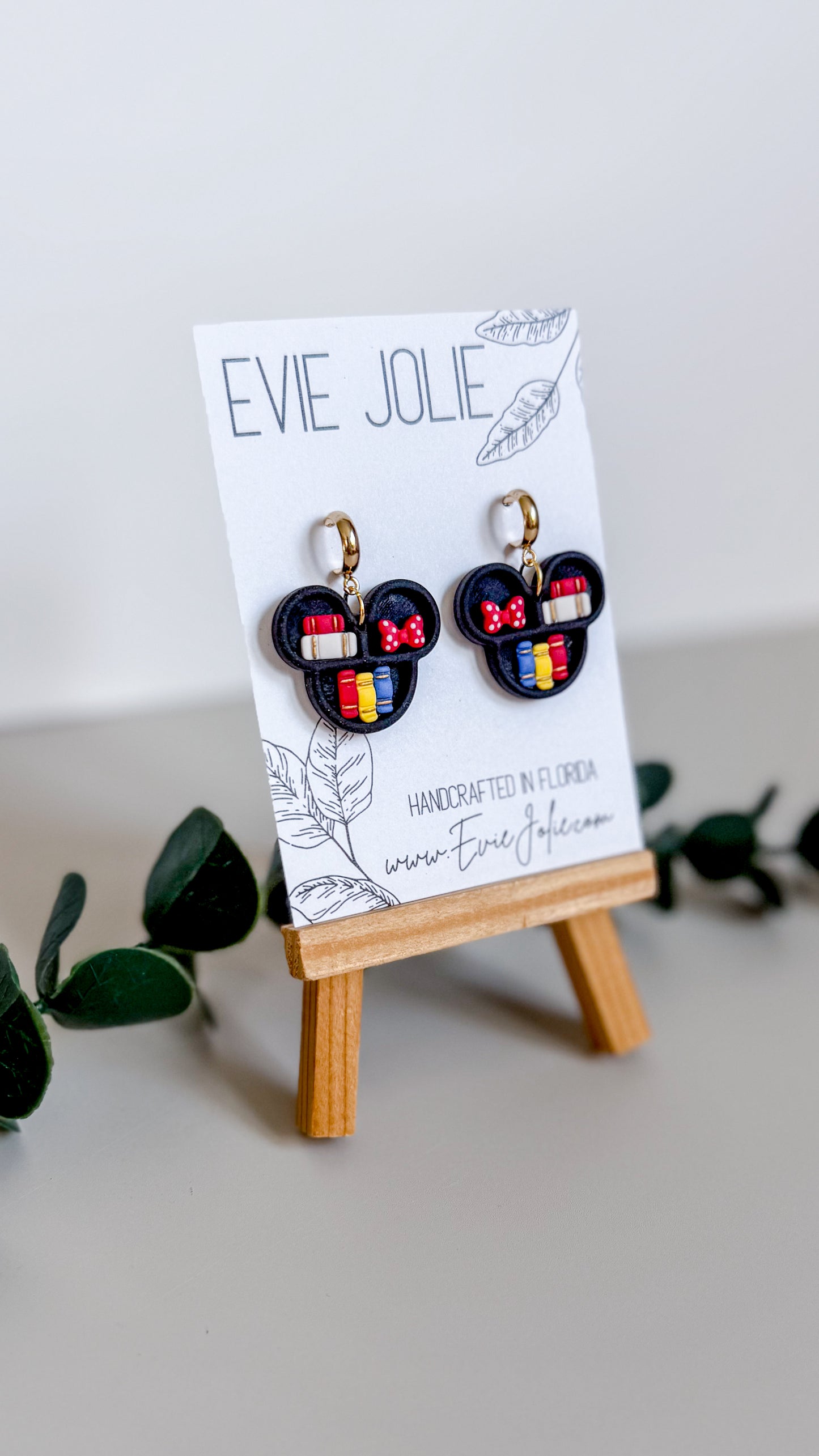 Mickey Mouse Bookcase | Dangles